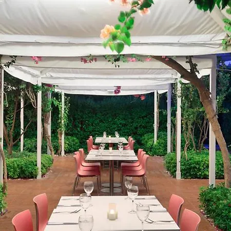 Su Hotel Antalia